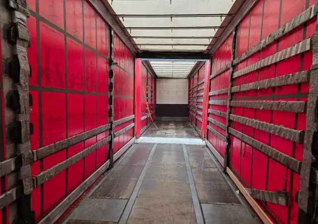 DAF LF 12/260 ZESTAW TANDEM  PRZEJAZDOWY 120m2 SALON PL. 