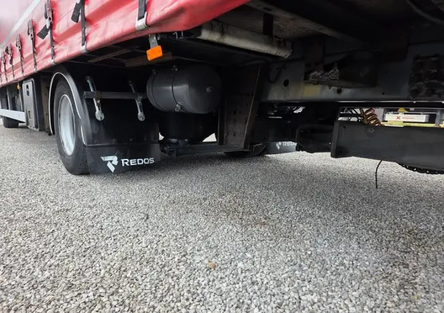 DAF LF 12/260 ZESTAW TANDEM  PRZEJAZDOWY 120m2 SALON PL. 