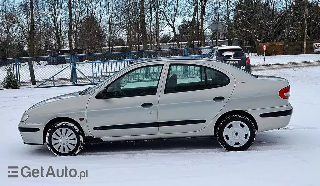 RENAULT Megane 