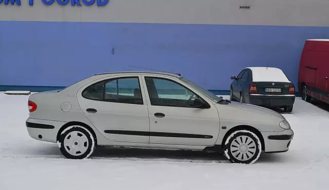 RENAULT Megane 