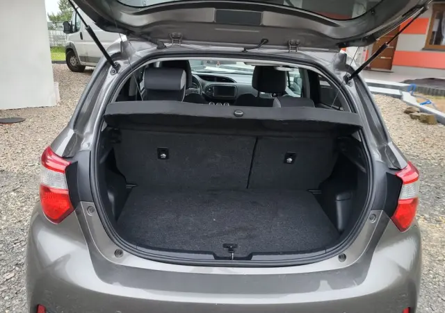 TOYOTA Yaris 1.5 Comfort