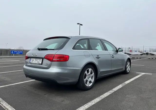 AUDI A4 Avant 2.0 TDI 116g DPF Ambition
