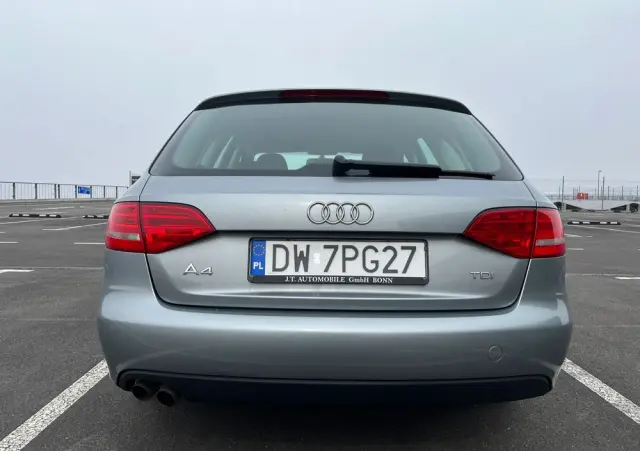 AUDI A4 Avant 2.0 TDI 116g DPF Ambition
