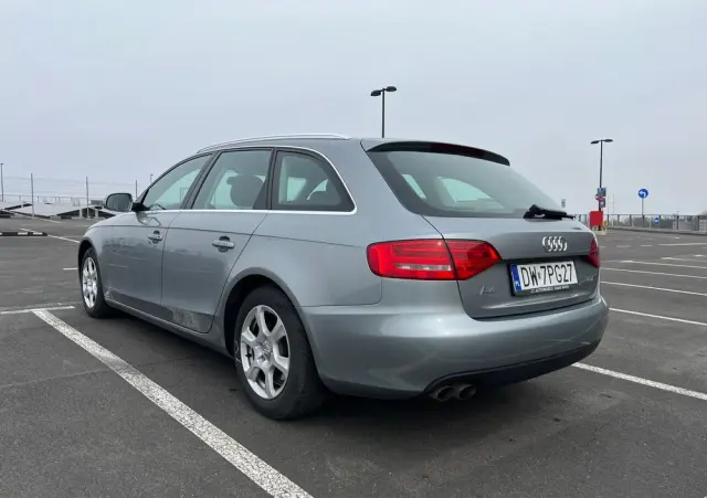 AUDI A4 Avant 2.0 TDI 116g DPF Ambition