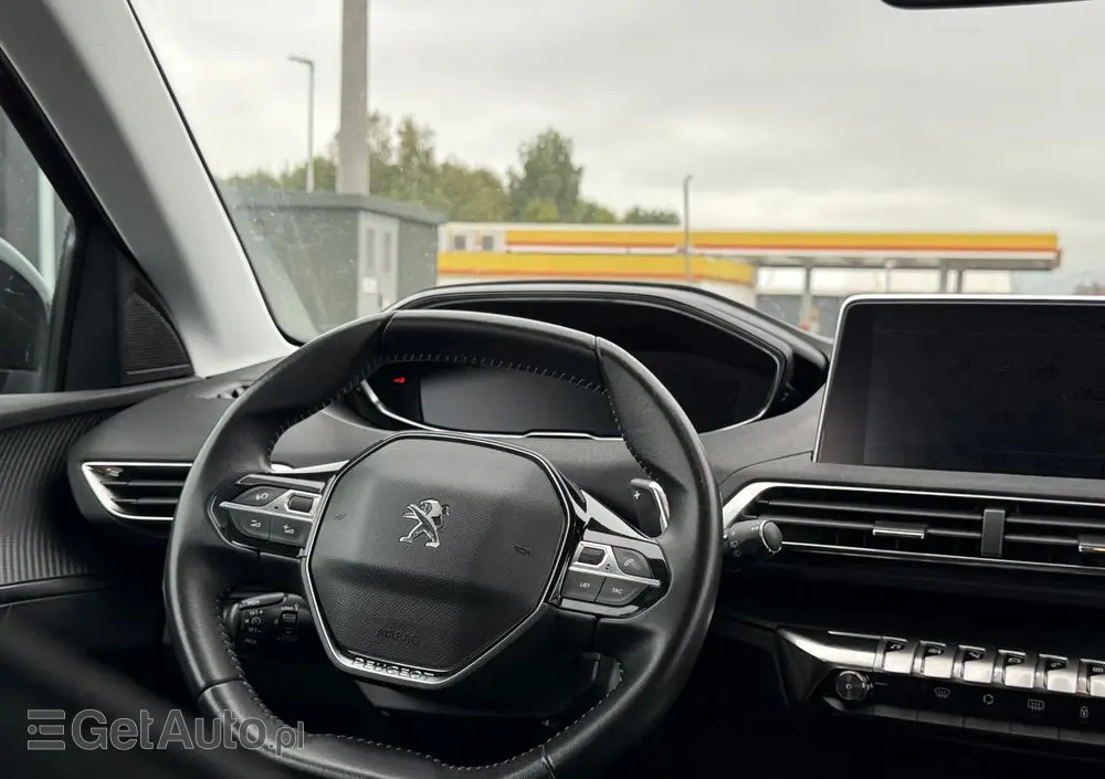PEUGEOT 5008 1.5 BlueHDi Active S&S EAT8