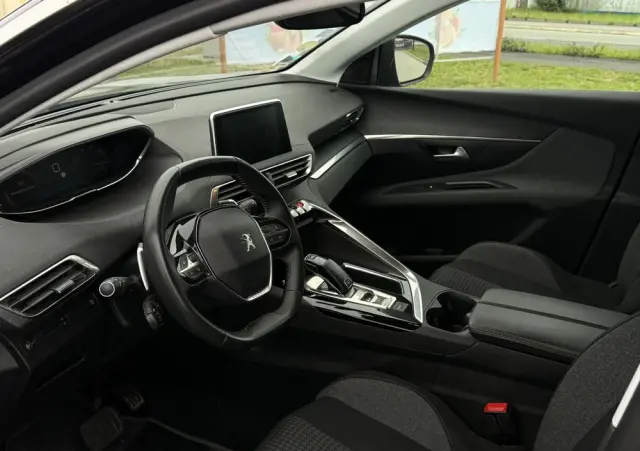 PEUGEOT 5008 1.5 BlueHDi Active S&S EAT8