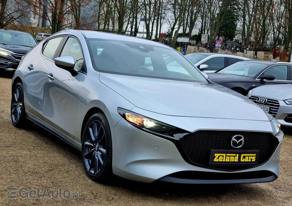 MAZDA 3 SKYACTIV-G 2.0 M-Hybrid DRIVE