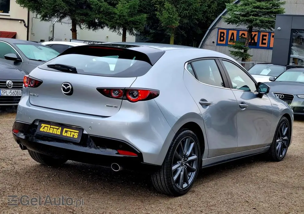 MAZDA 3 SKYACTIV-G 2.0 M-Hybrid DRIVE