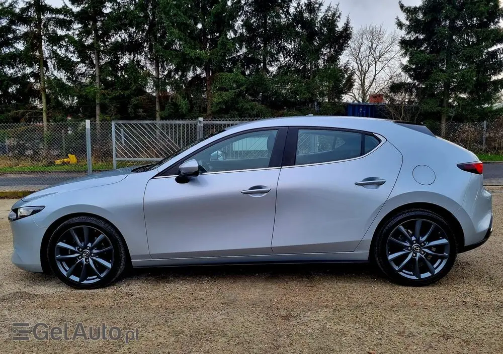 MAZDA 3 SKYACTIV-G 2.0 M-Hybrid DRIVE