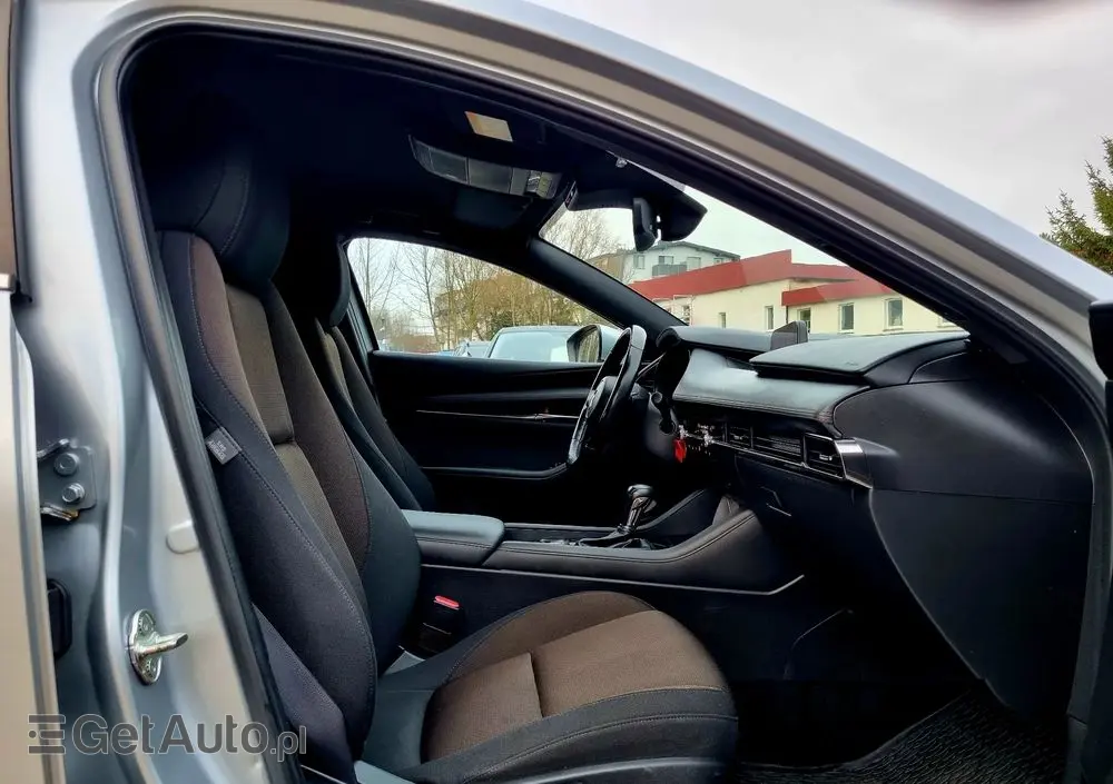 MAZDA 3 SKYACTIV-G 2.0 M-Hybrid DRIVE