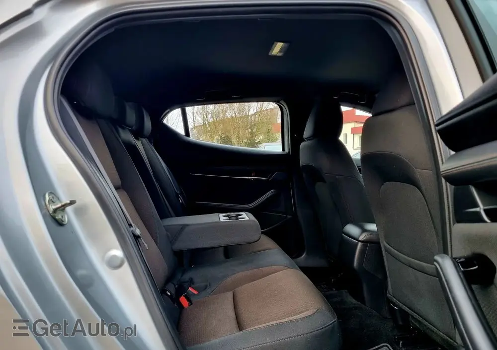 MAZDA 3 SKYACTIV-G 2.0 M-Hybrid DRIVE