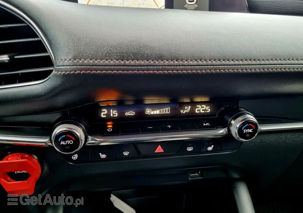 MAZDA 3 SKYACTIV-G 2.0 M-Hybrid DRIVE