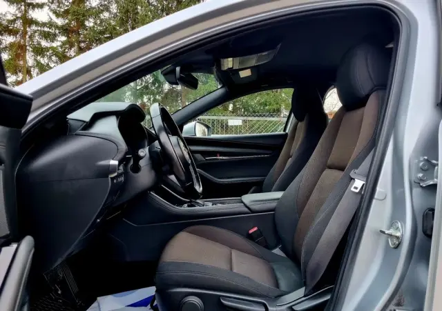 MAZDA 3 SKYACTIV-G 2.0 M-Hybrid DRIVE