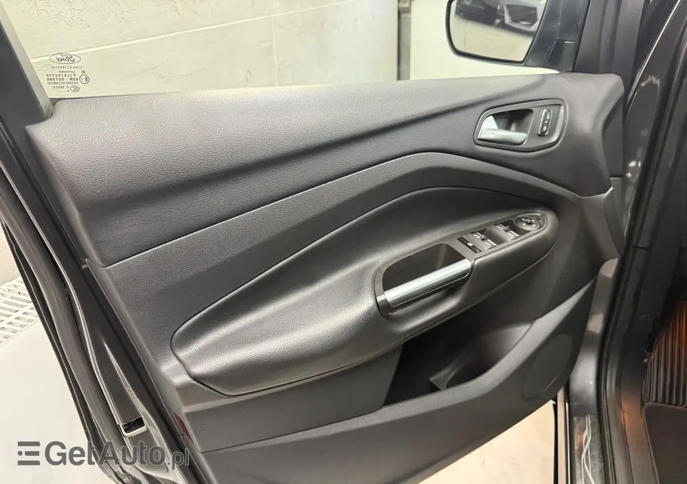 FORD Kuga 2.0 TDCi 4x4 Titanium