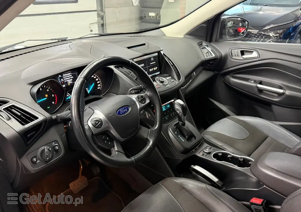 FORD Kuga 2.0 TDCi 4x4 Titanium