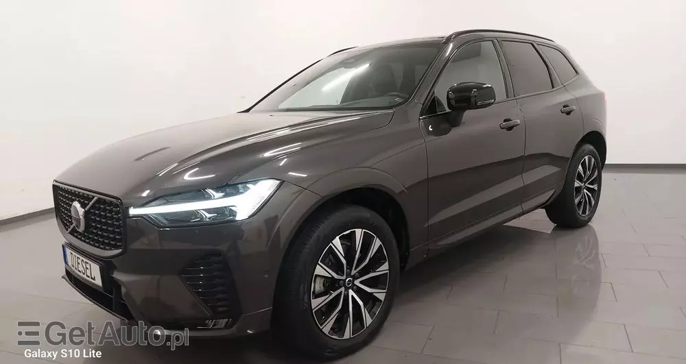 VOLVO XC 60 B4 D Plus Dark