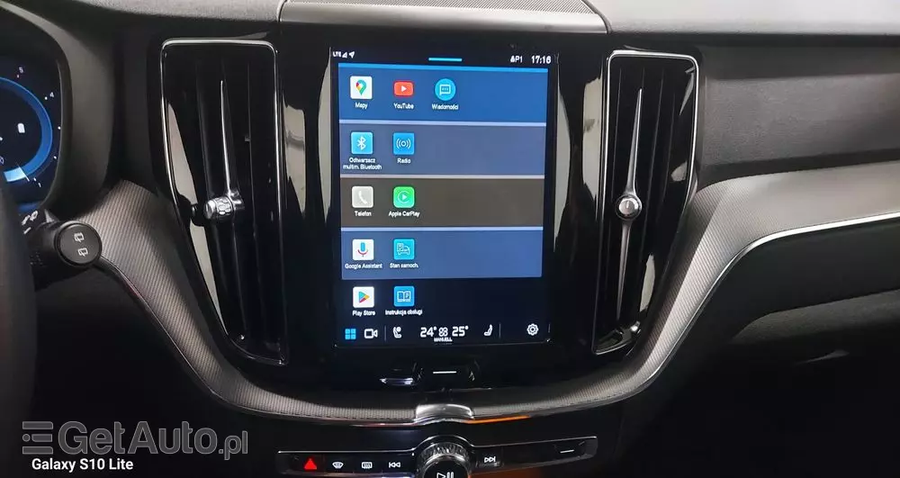 VOLVO XC 60 B4 D Plus Dark