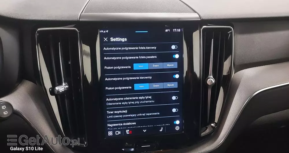 VOLVO XC 60 B4 D Plus Dark