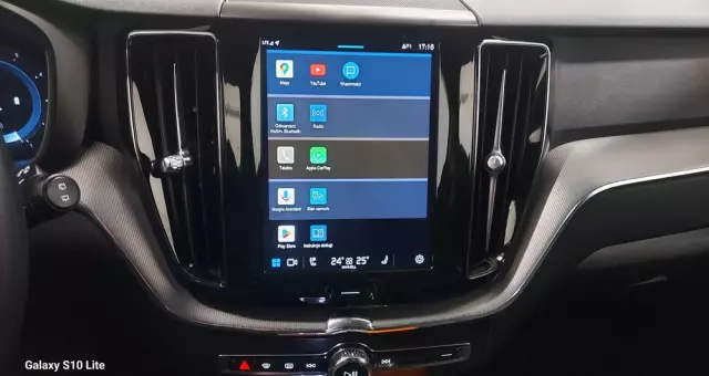 VOLVO XC 60 B4 D Plus Dark