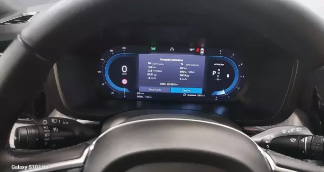 VOLVO XC 60 B4 D Plus Dark