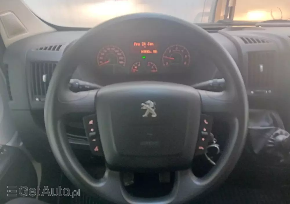 PEUGEOT Boxer 