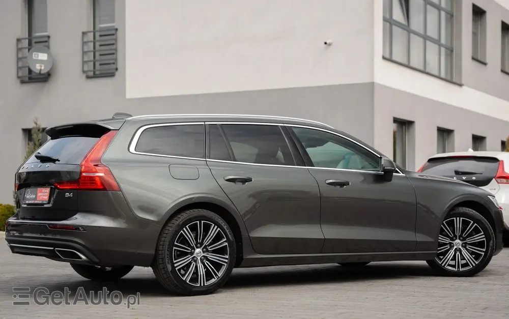 VOLVO V60 B4 B Geartronic Inscription