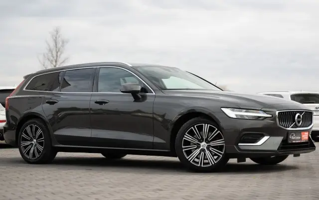 VOLVO V60 B4 B Geartronic Inscription