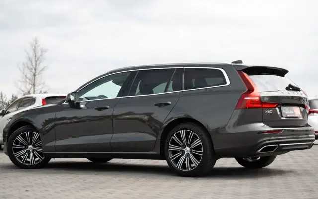 VOLVO V60 B4 B Geartronic Inscription