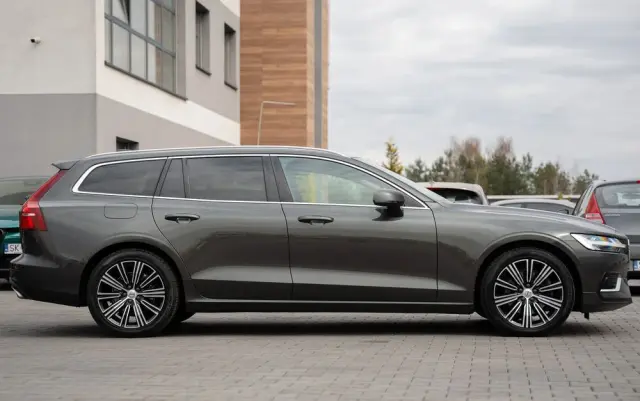 VOLVO V60 B4 B Geartronic Inscription