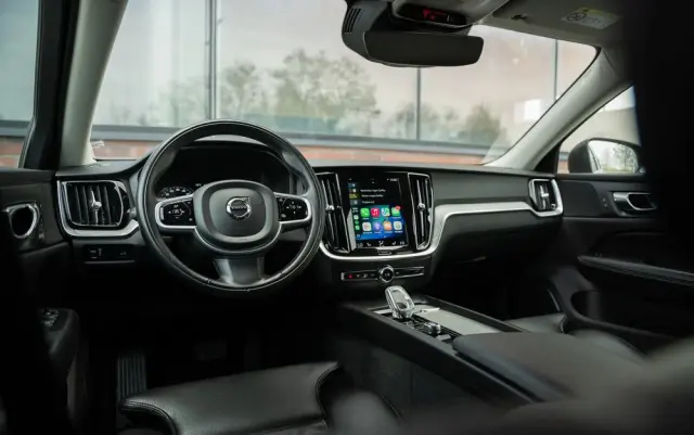 VOLVO V60 B4 B Geartronic Inscription