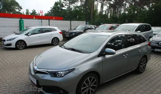 TOYOTA Auris 1.6 D-4D (112 KM) start&stop