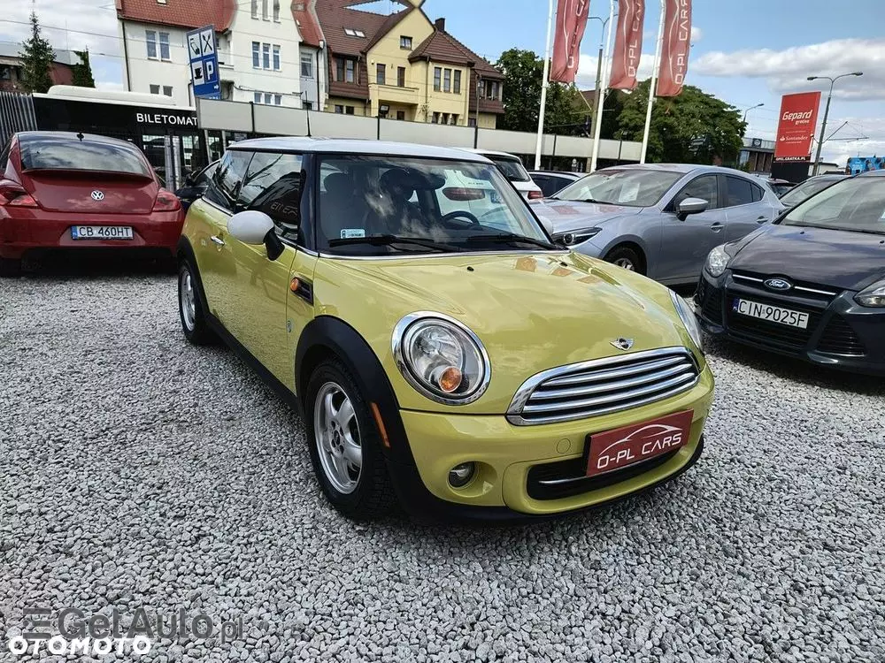 MINI Cooper Standard
