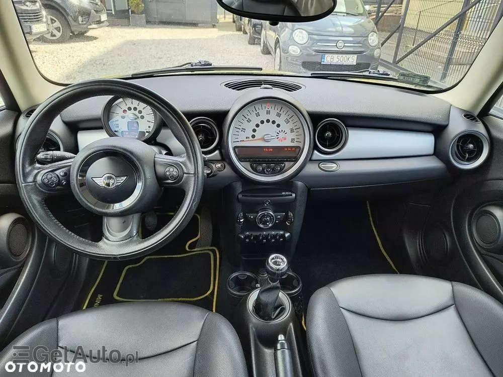 MINI Cooper Standard