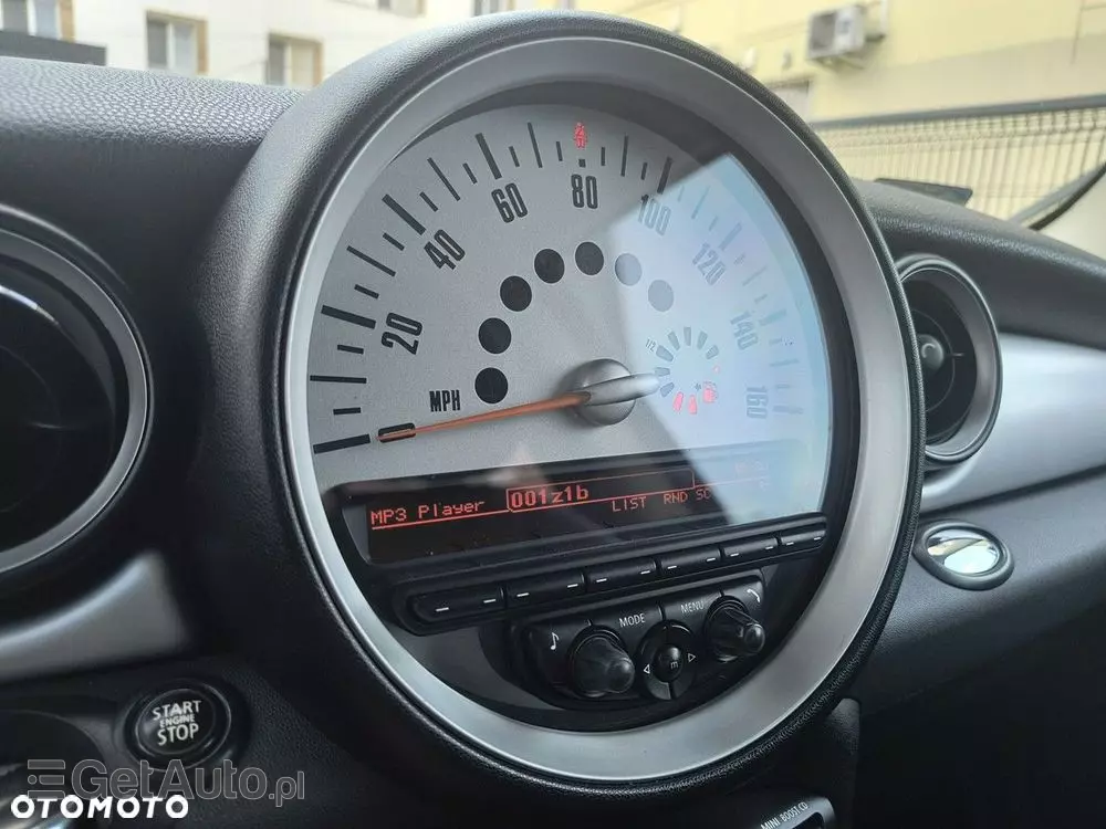 MINI Cooper Standard