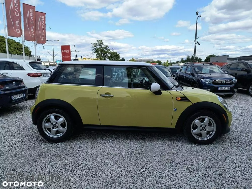 MINI Cooper Standard