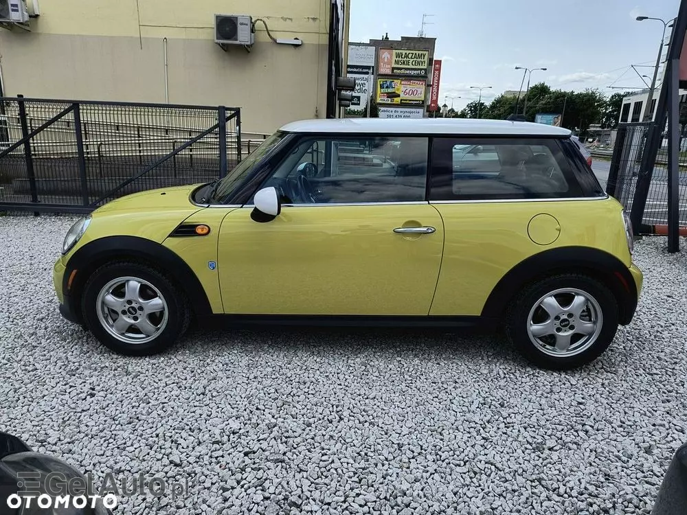 MINI Cooper Standard