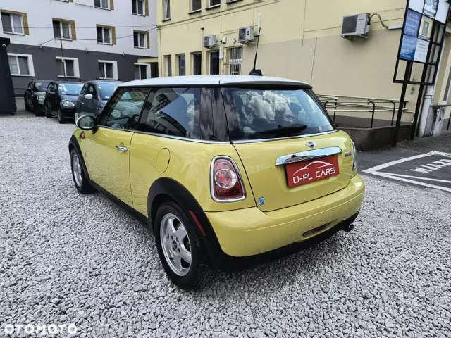 MINI Cooper Standard