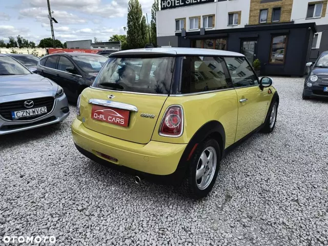 MINI Cooper Standard