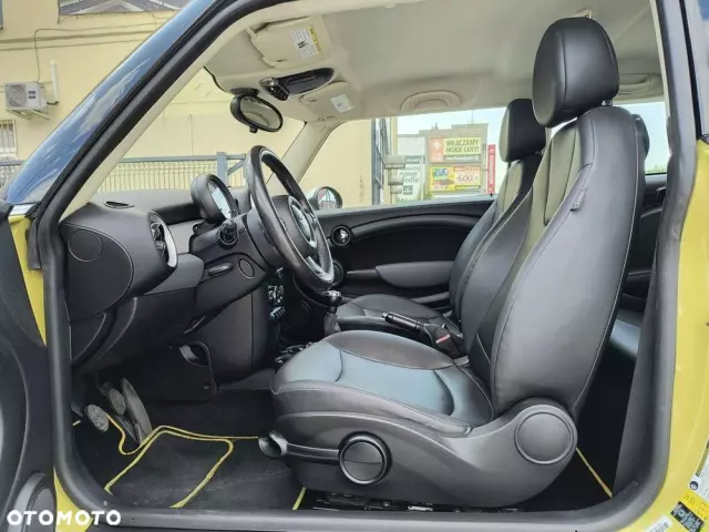 MINI Cooper Standard