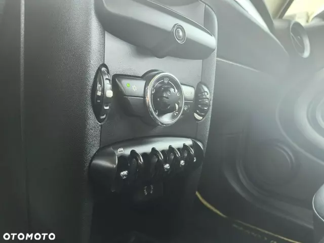 MINI Cooper Standard