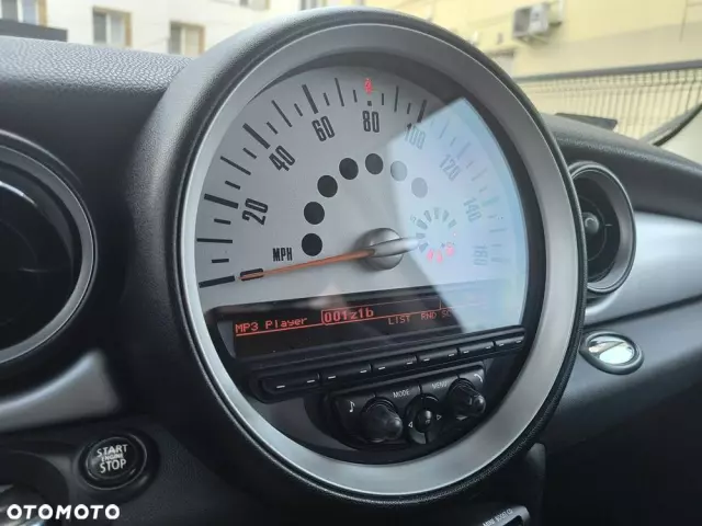 MINI Cooper Standard