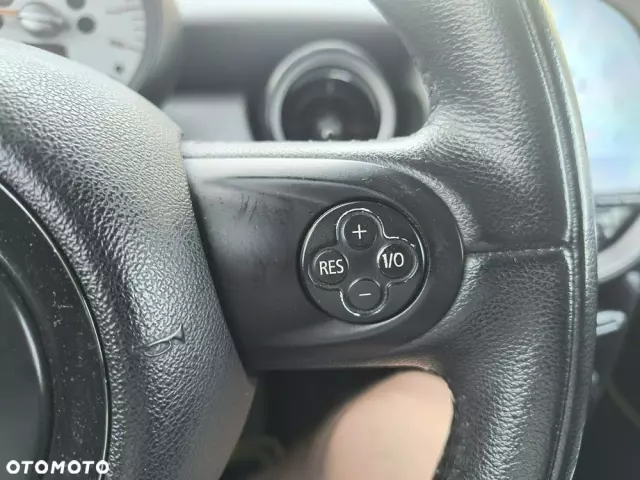 MINI Cooper Standard