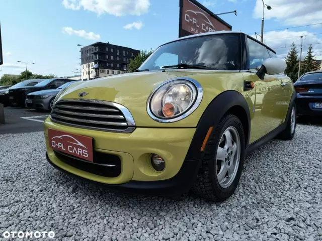 MINI Cooper Standard
