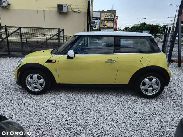 MINI Cooper Standard