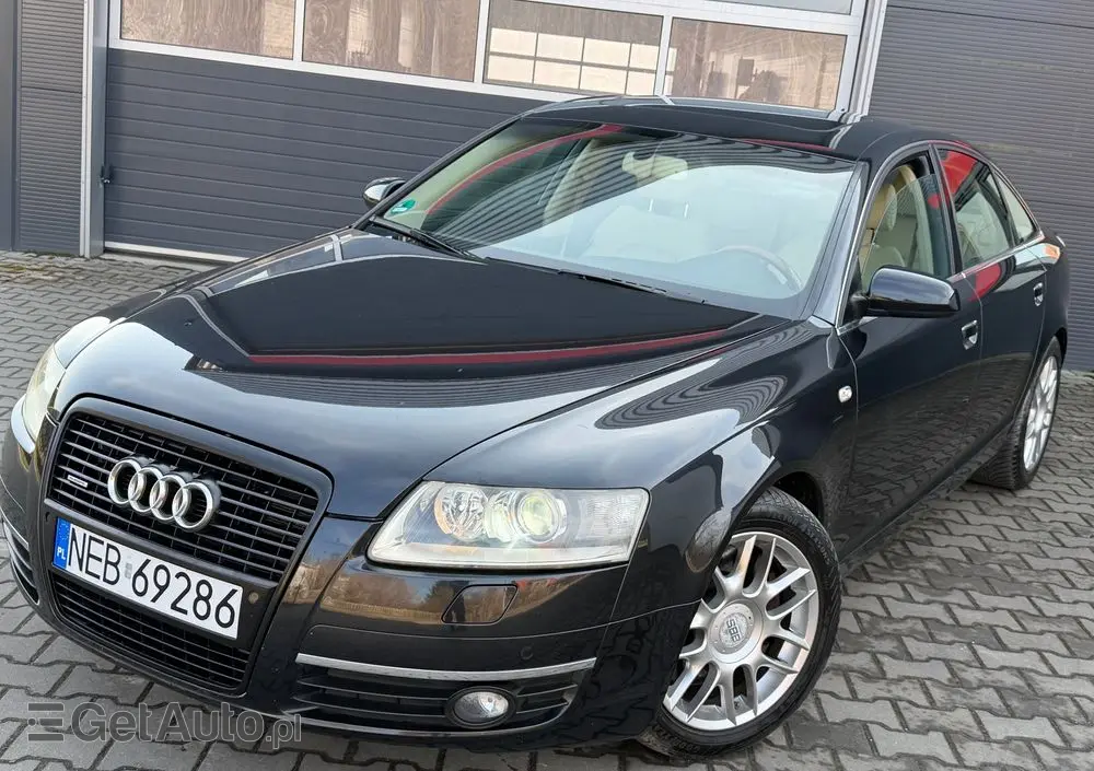 AUDI A6 Limousine 