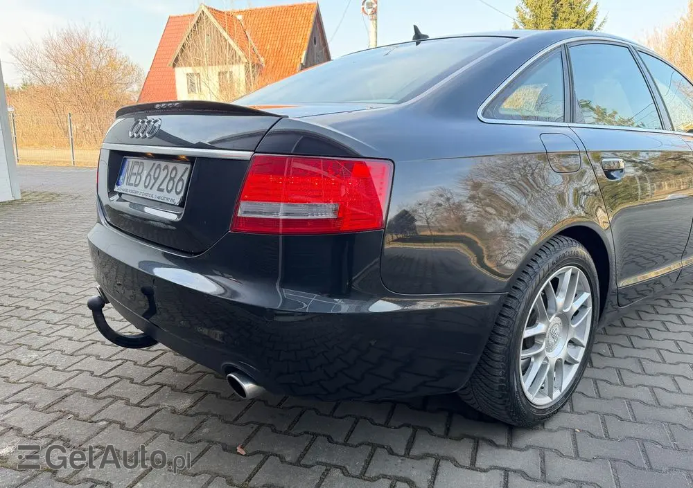 AUDI A6 Limousine 