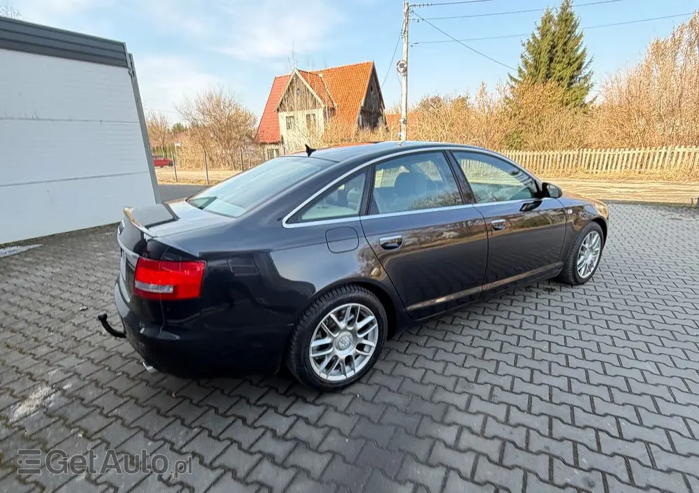 AUDI A6 Limousine 