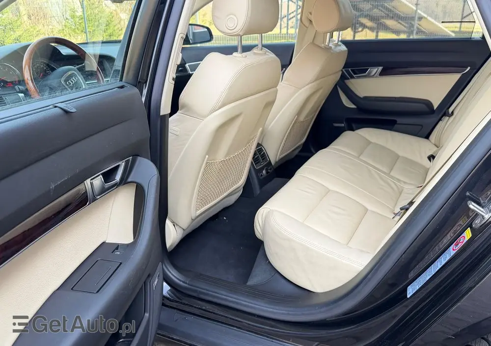 AUDI A6 Limousine 