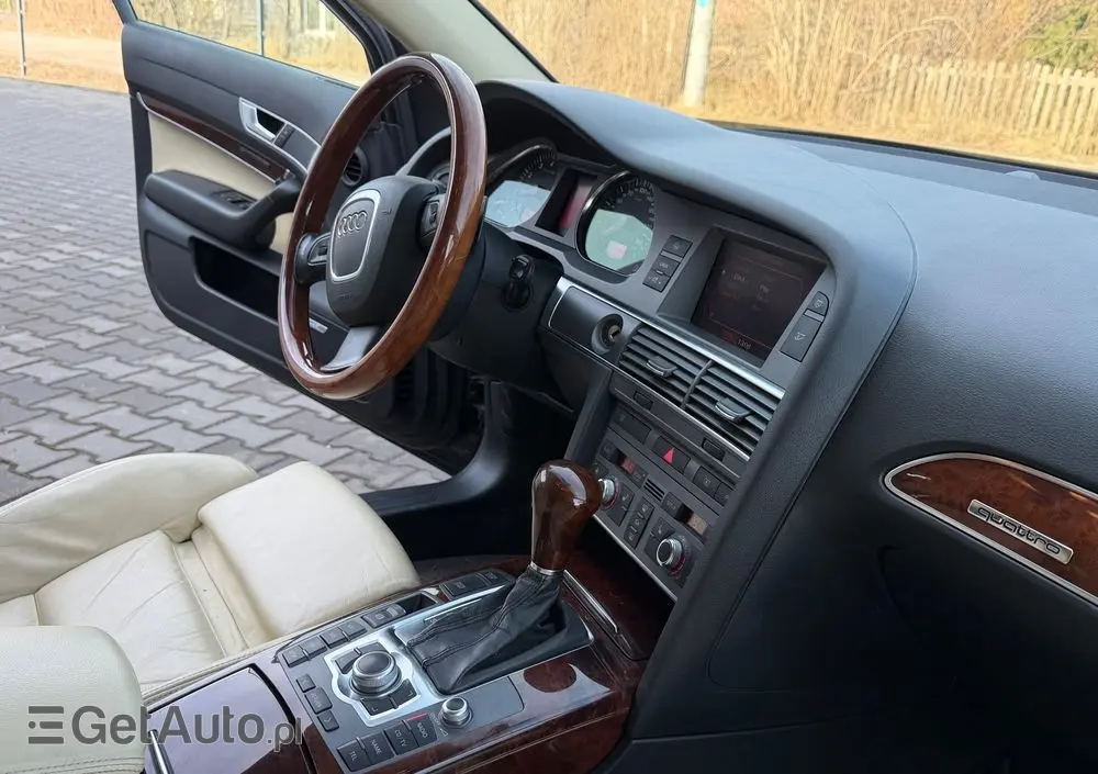 AUDI A6 Limousine 