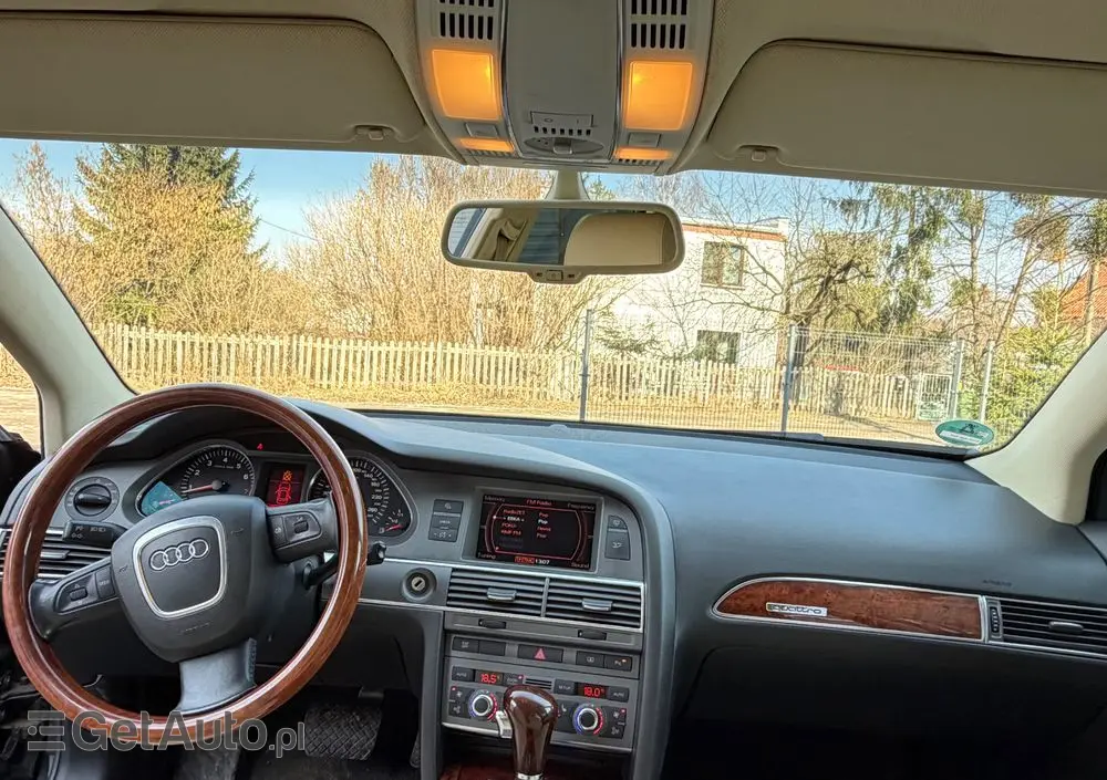 AUDI A6 Limousine 
